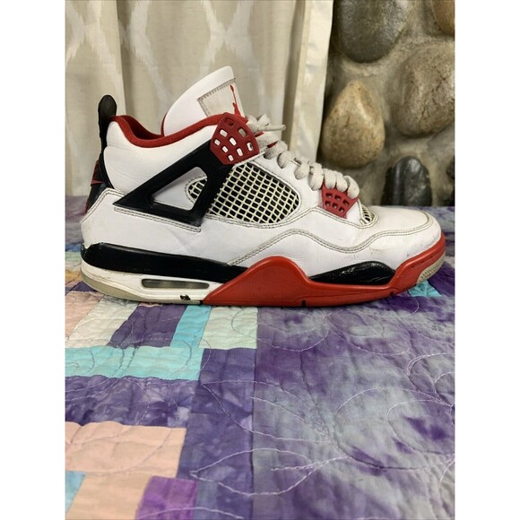 Air Jordan 4 Retro OG Fire Red DC7770-160 size 10 Distressed (See Pictures) - Picture 6 of 16